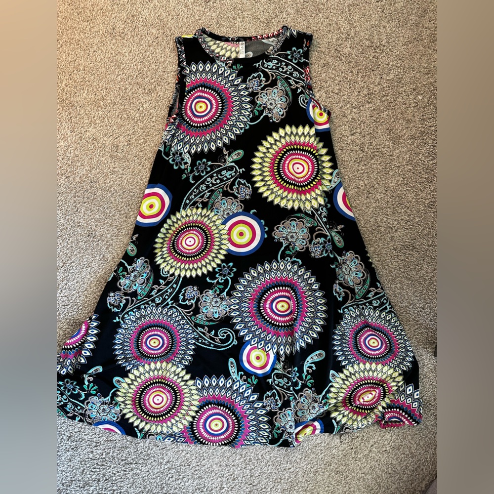 Honey and Lace black floral print shift dress